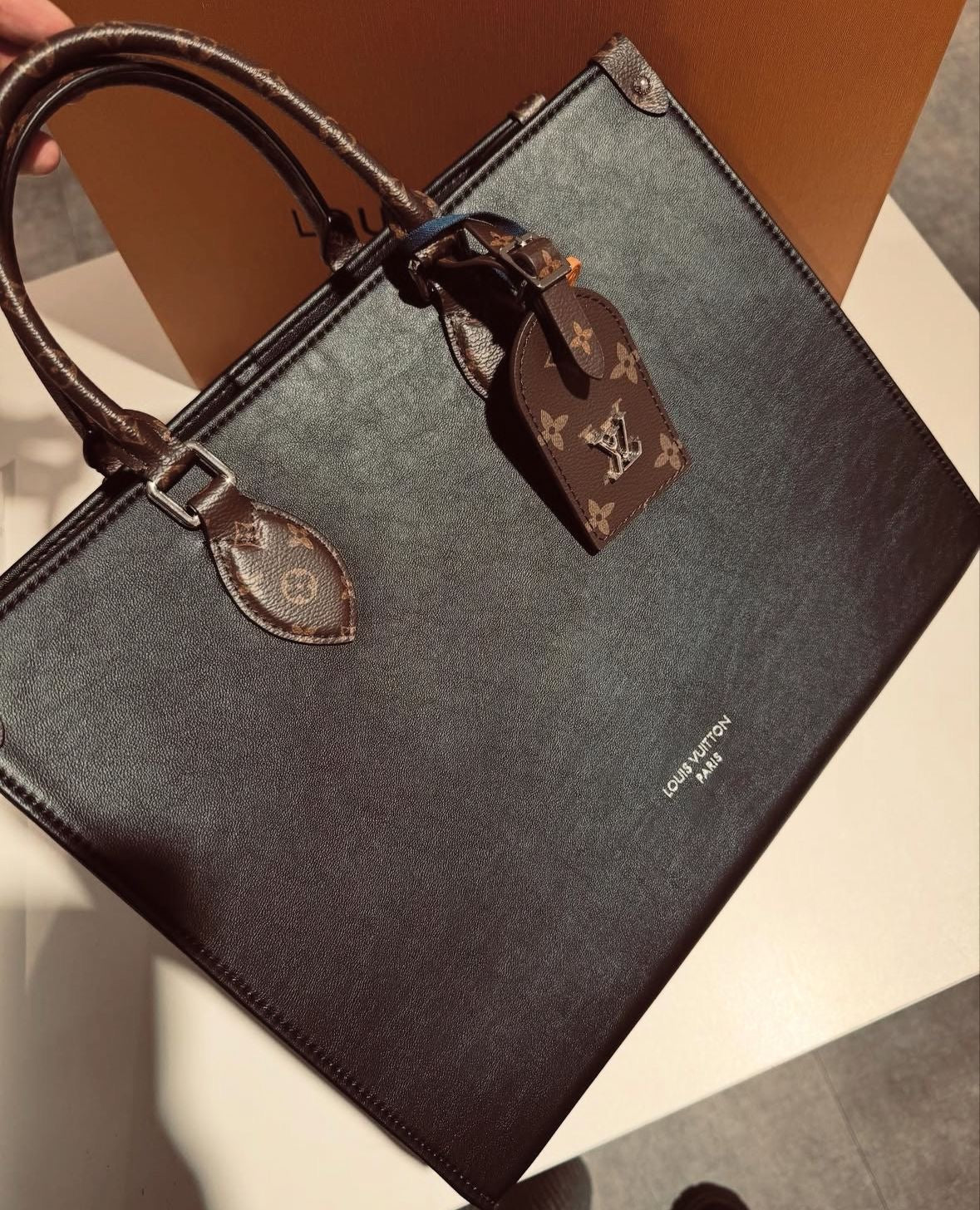 Louis Vuitton OnTheGo GM – Bicolour Monogram Empreinte Leather Tote