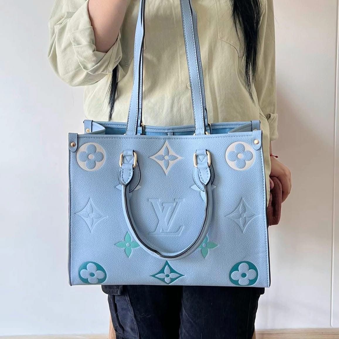 Louis Vuitton OnTheGo MM Tote – Monogram Canvas