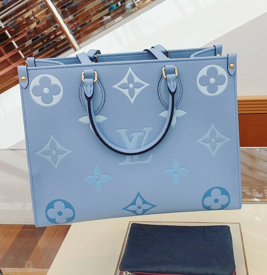 Louis Vuitton OnTheGo MM Tote – Monogram Canvas