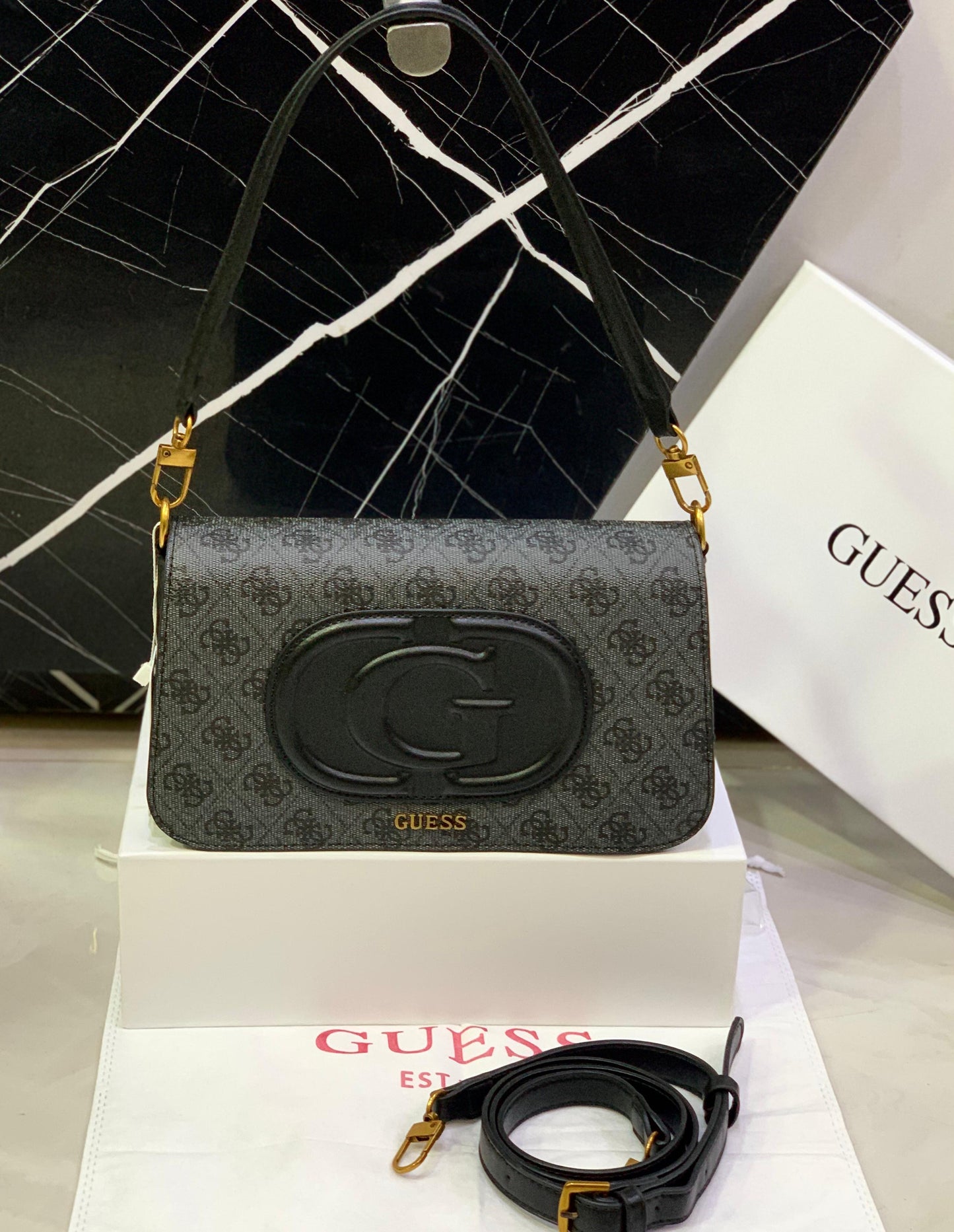 GUESS Crossbody Bag