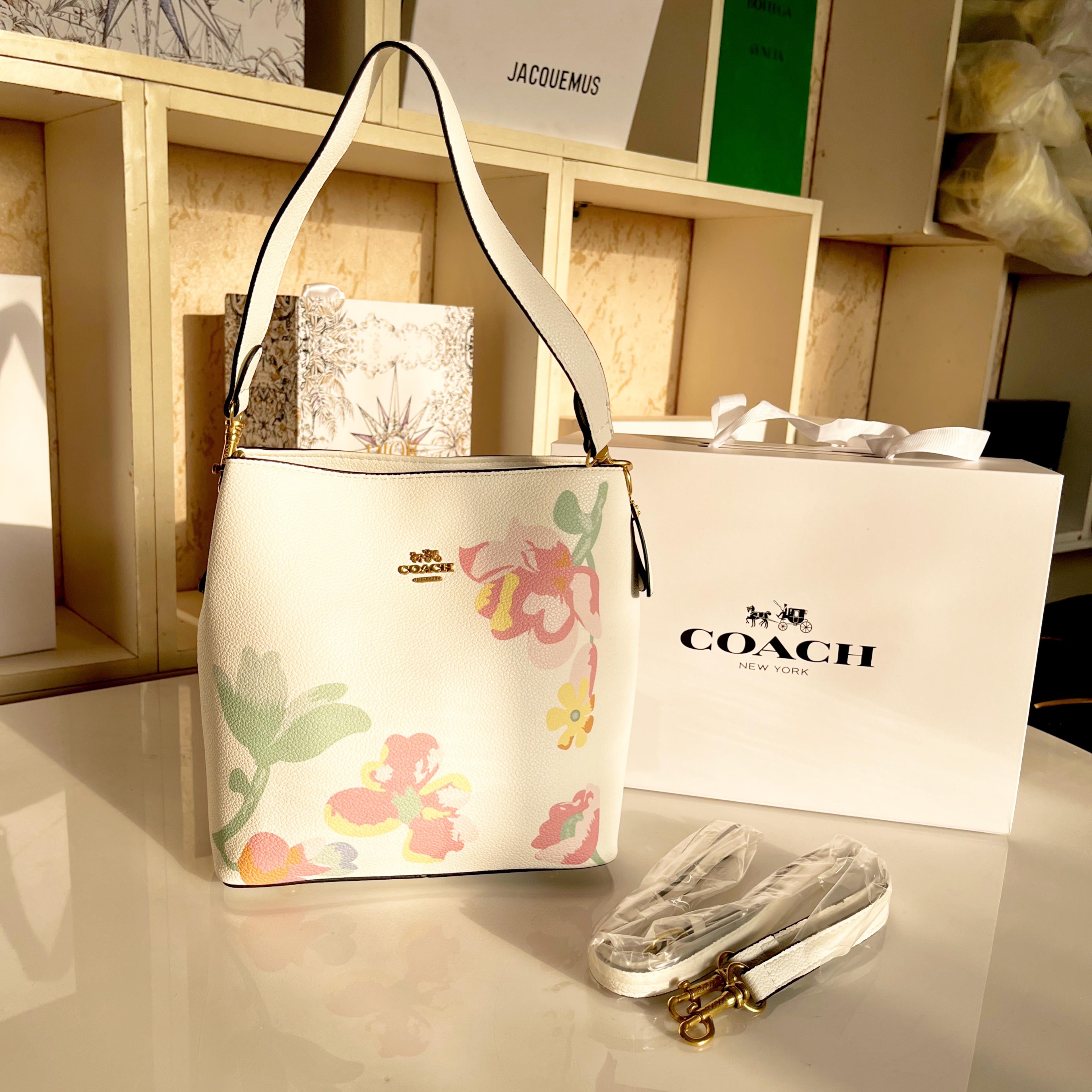 COACH Bucket Bag – Signature Style with Full Branding