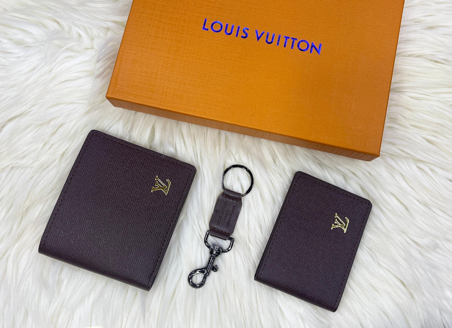 Gucci & Louis Vuitton Gents Gift Set – Wallet, Card Holder & Keychain
