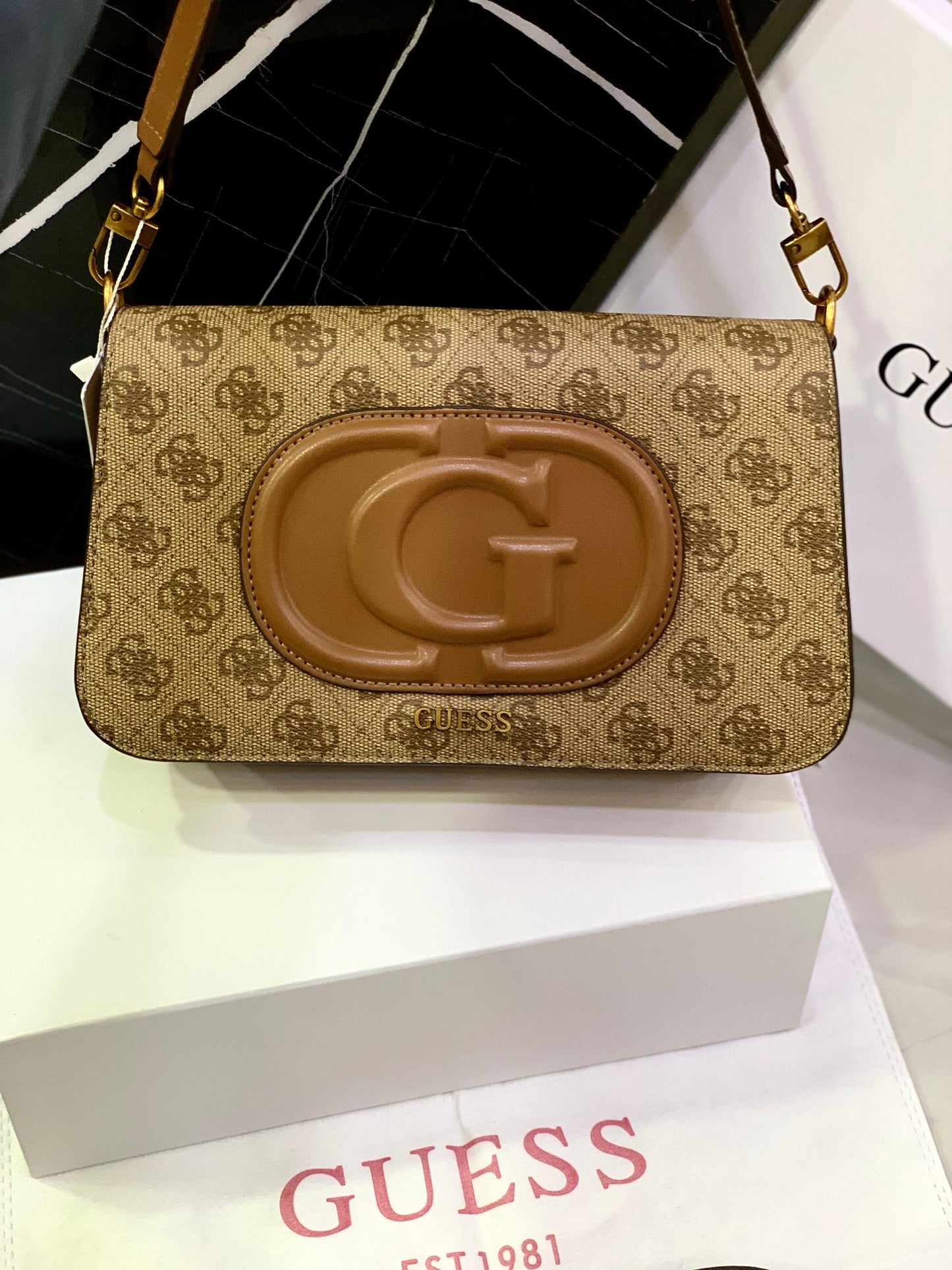 GUESS Crossbody Bag
