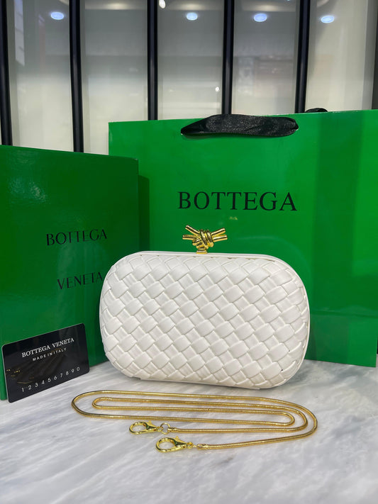 Bottega Veneta Knot Clutch – Gold Hardware