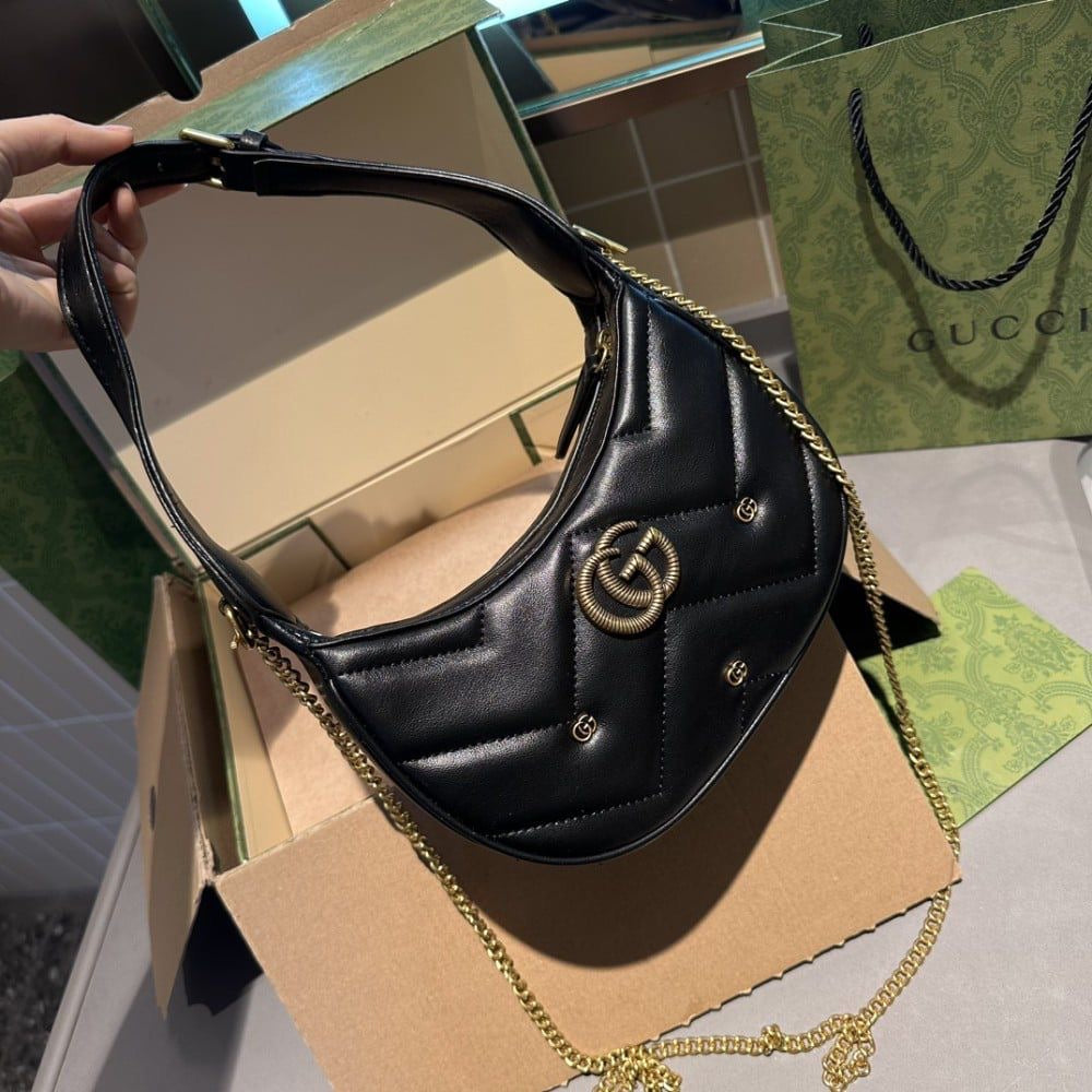 GUCCI GG Marmont Half-Moon Shoulder Bag – Chevron Leather