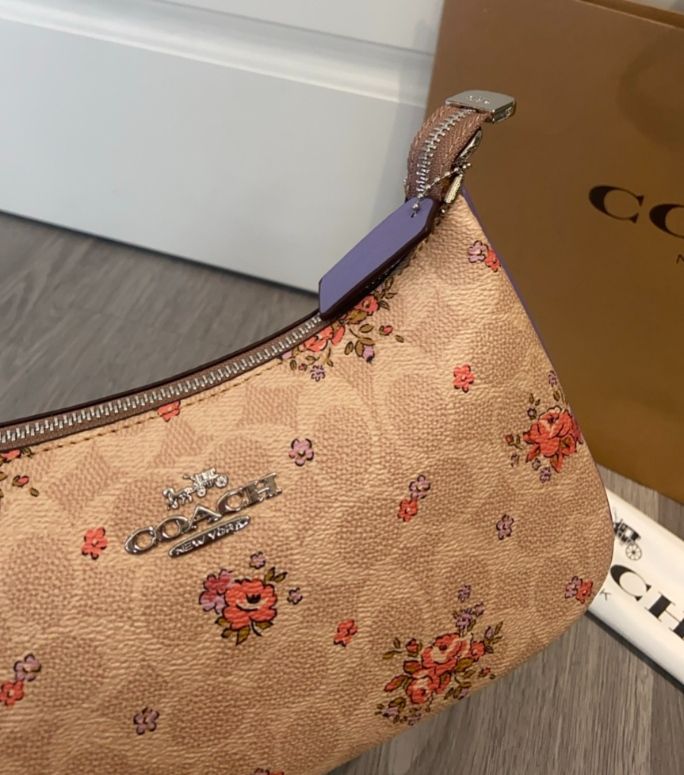 COACH Teri Shoulder Bag in Signature Canvas Floral Print – With Dust Bag