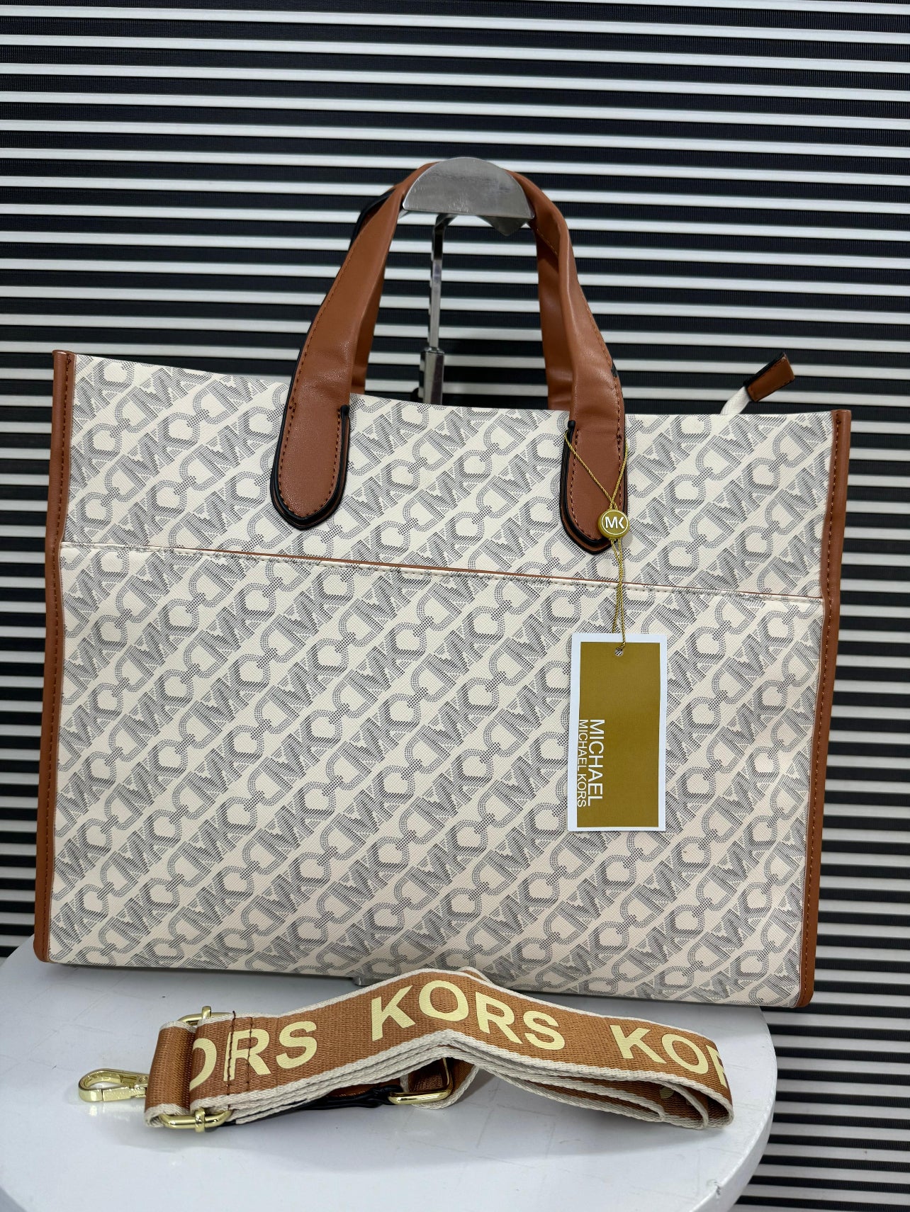 Michael Kors Gigi Large Empire Signature Logo Tote Bag