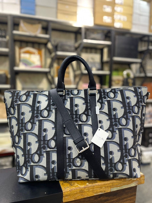 Christian Dior Weekender 50 – Dior Oblique Jacquard Travel Bag