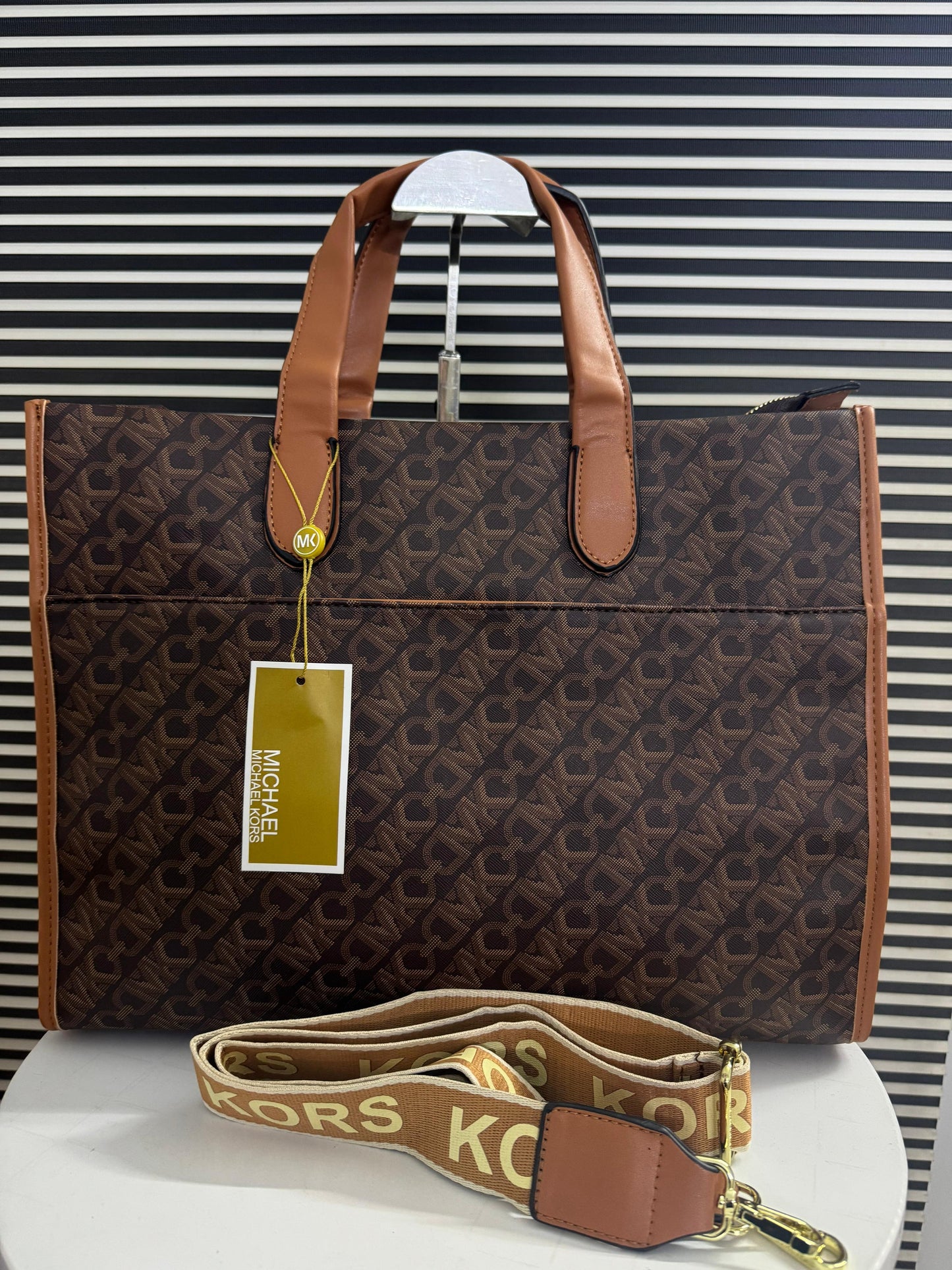 Michael Kors Gigi Large Empire Signature Logo Tote Bag