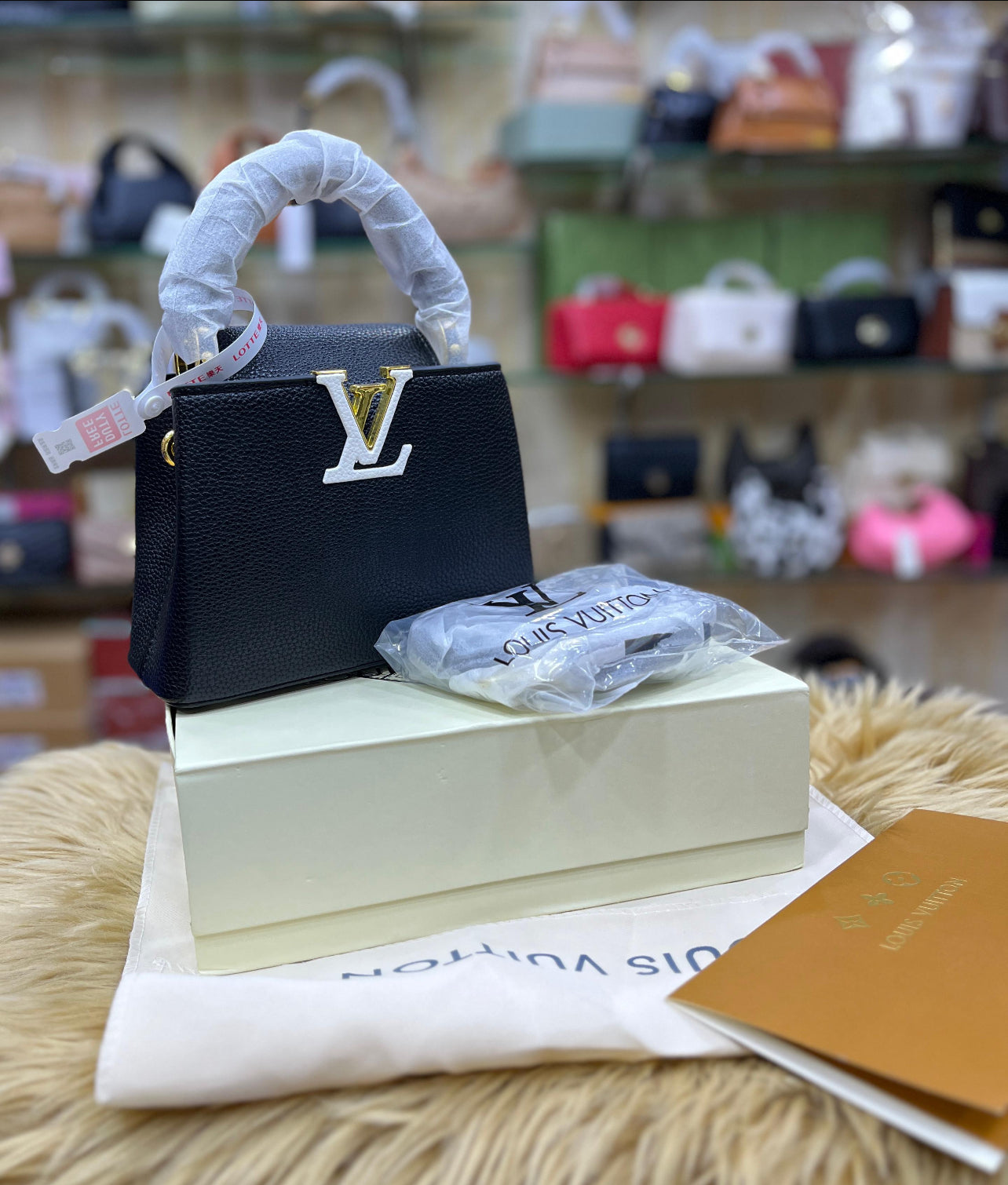 Louis Vuitton Capucines Mini