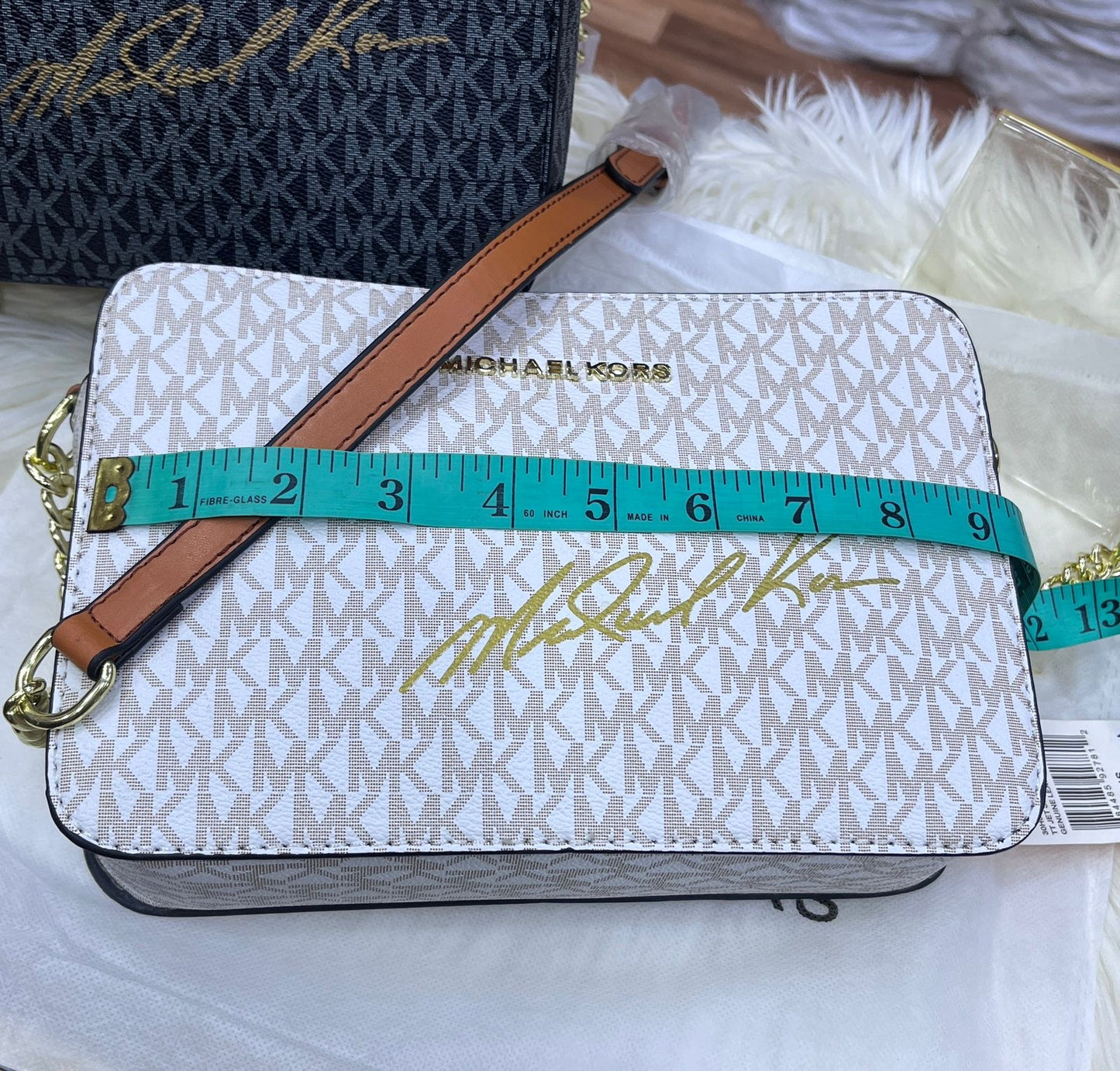 MICHAEL KORS Jet Set Medium Logo Signature Crossbody Bag – Chic Everyday Style