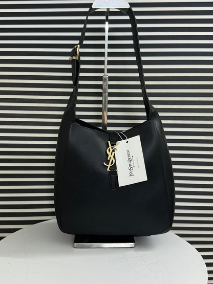 Saint Laurent Le 5 À 7 Supple Small Bag in Grained Leather