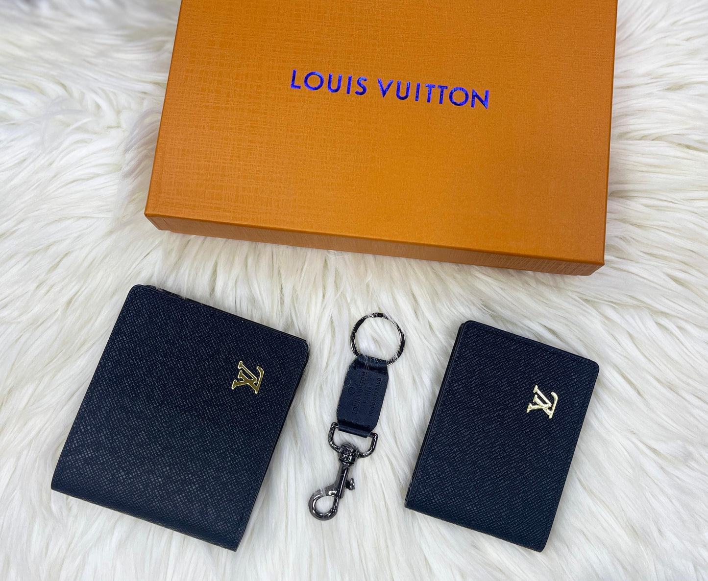 Gucci & Louis Vuitton Gents Gift Set – Wallet, Card Holder & Keychain