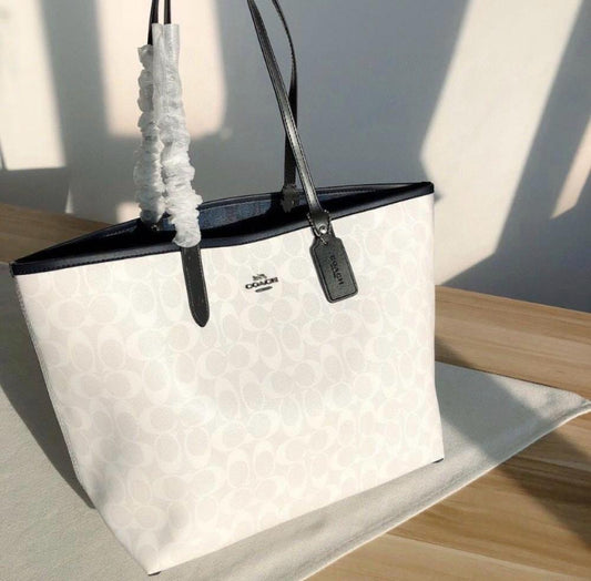Coach City Tote Bag in Signature Canvas
