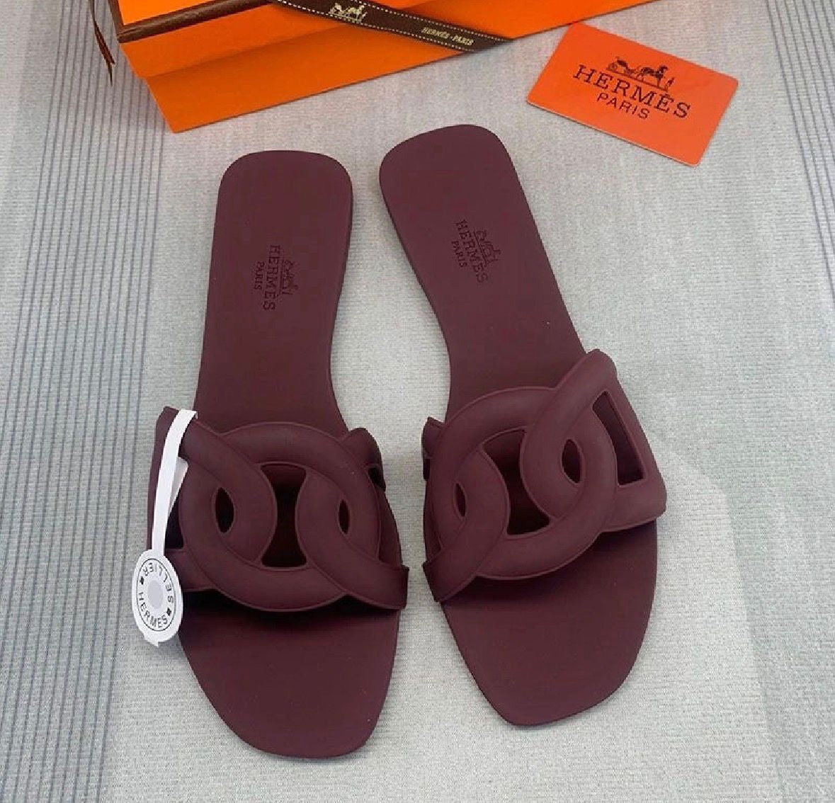 Hermès Aloha Slides – Chaîne d’Ancre Cut-Out Strap