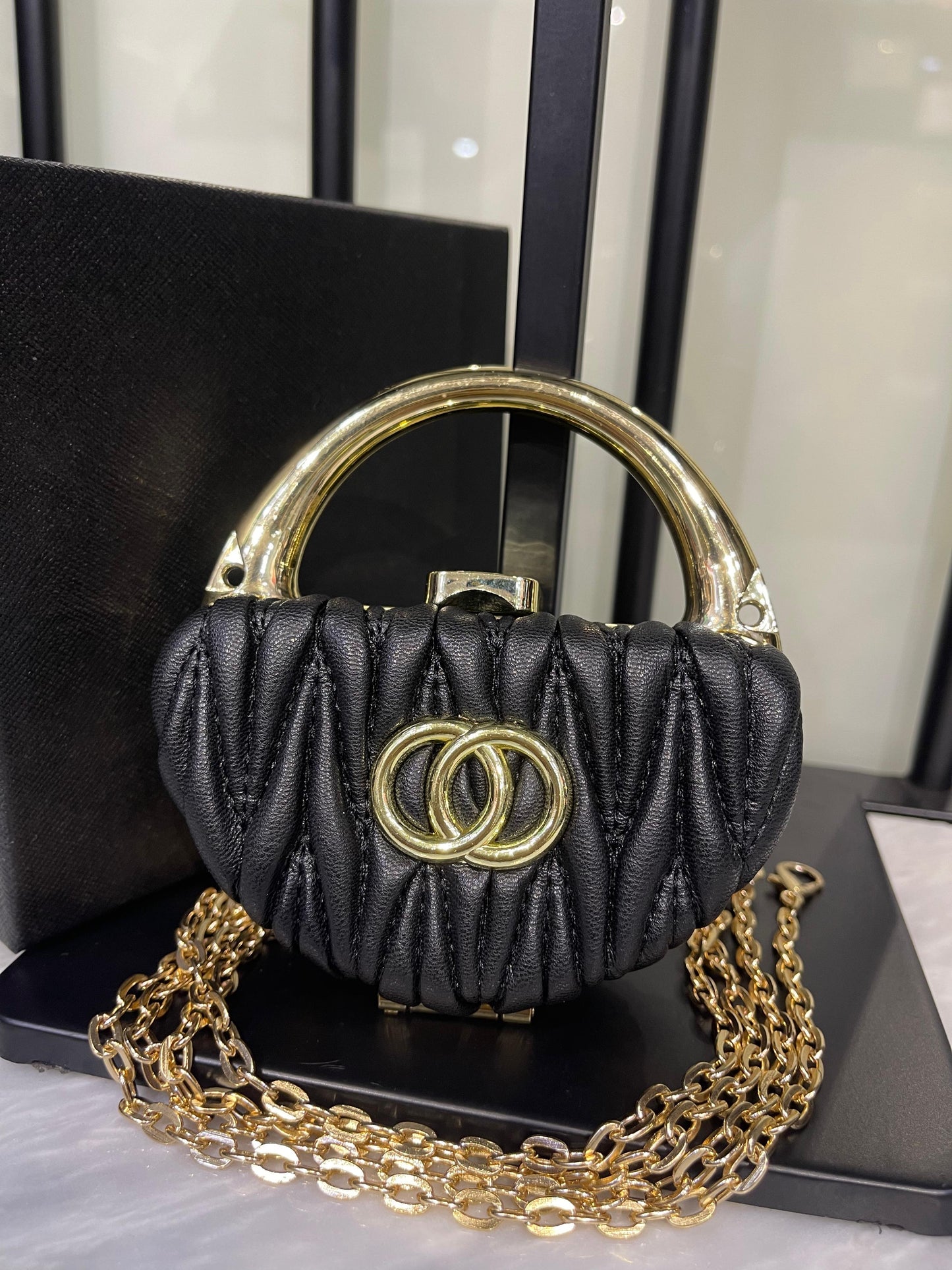 Fancy Clutch with Long Chain – Elegant Carry with Box