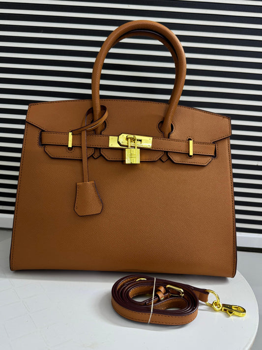 HERMÈS
Birkin 35cm – Official Model
