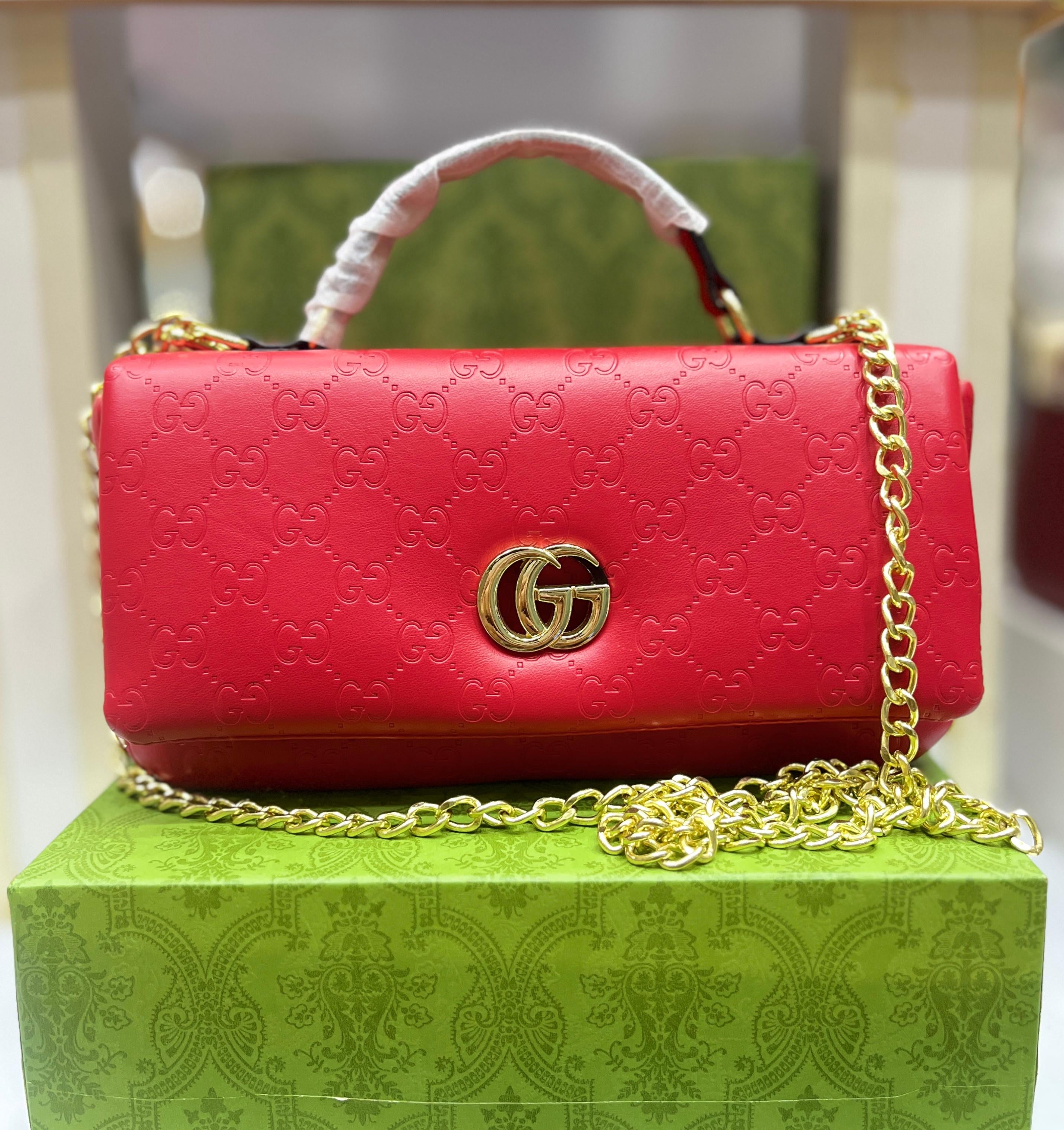 GG Milano Mini – Gold-Tone Chain Elegance