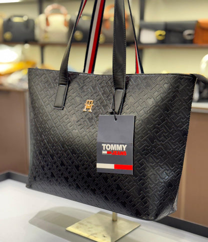 TOMMY HILFIGER Iconic Tommy Tote Bag – Monogram Elegance