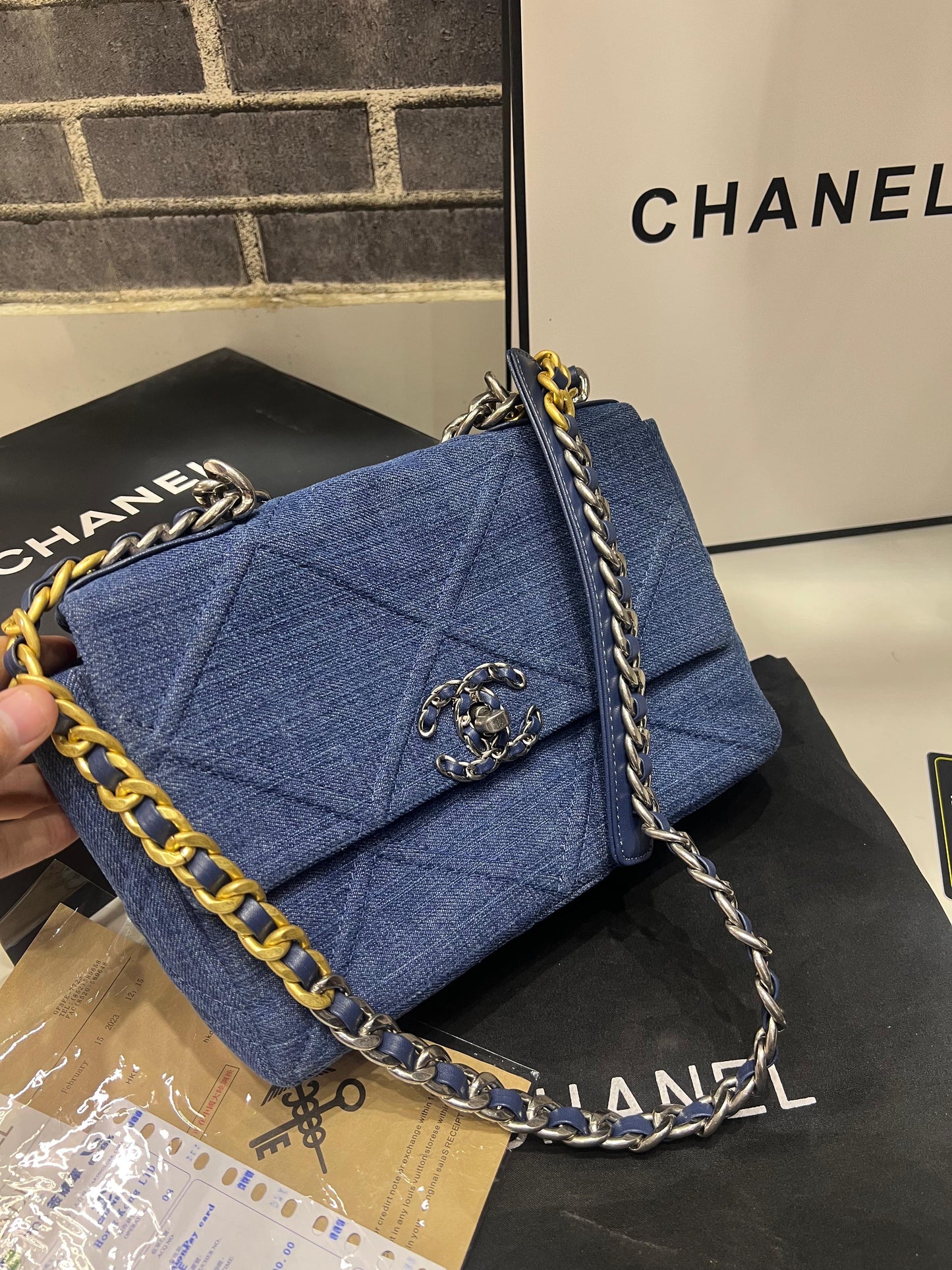 Chanel’19 Denim Quilted Flap Bag – Classic Chain Style | SaigolBagStore