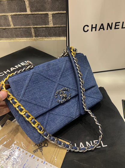 Chanel’19 Denim Quilted Flap Bag – Classic Chain Style | SaigolBagStore