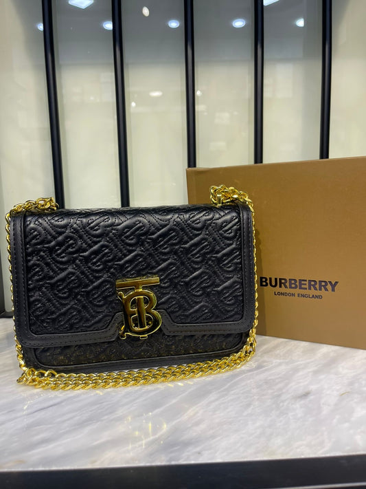Burberry TB Small Shoulder Bag – Elegant Chain Strap