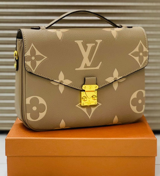 Louis Vuitton Pochette Métis Handbag – Beige