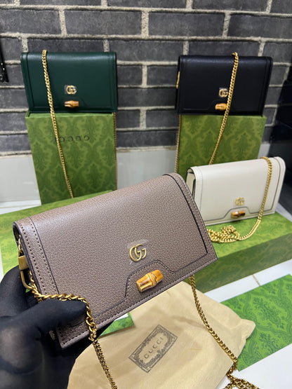 GUCCI Diana Mini Bag with Bamboo – Iconic Elegance