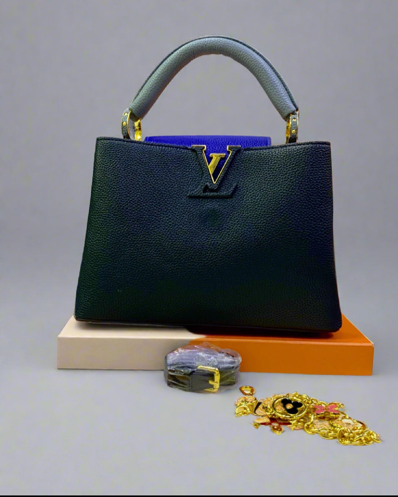 Louis Vuitton Capucines BB Handbag