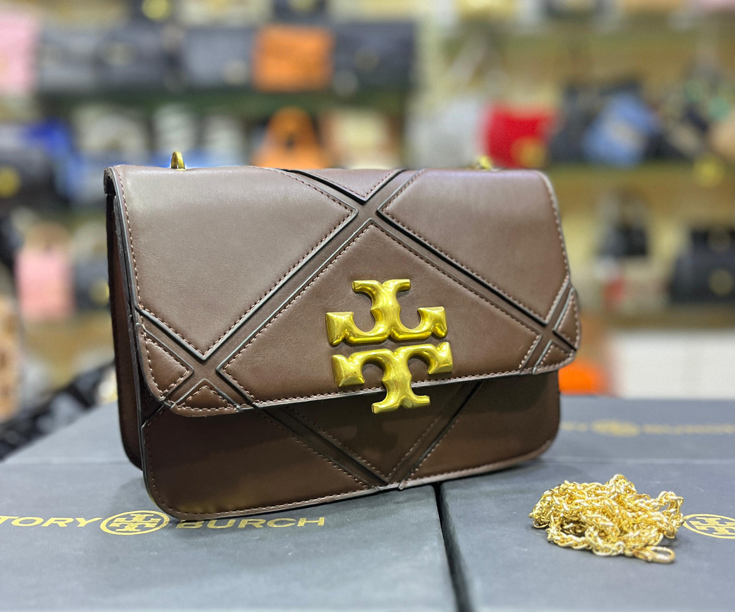 Tory Burch Eleanor Diamond Shoulder Bag