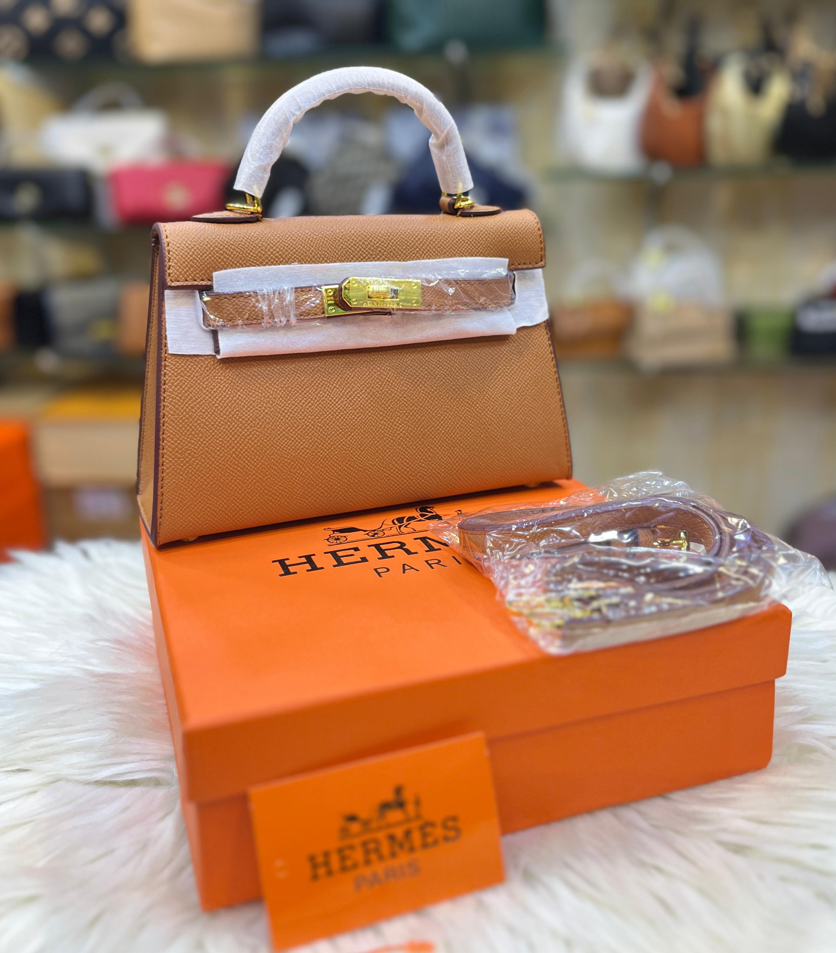 Hermès-Inspired Kelly 20 Mini Sellier