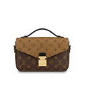Pochette Métis East West Monogram Bag – Compact Luxury Carry