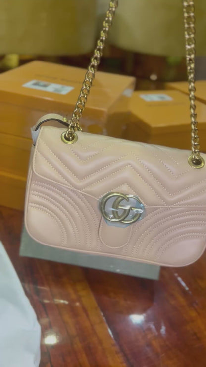 GUCCI GG Marmont Mini Bag – Iconic Black Matelassé Chevron Leather with Signature Gold Hardware